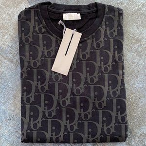 Dior mens tshirt new